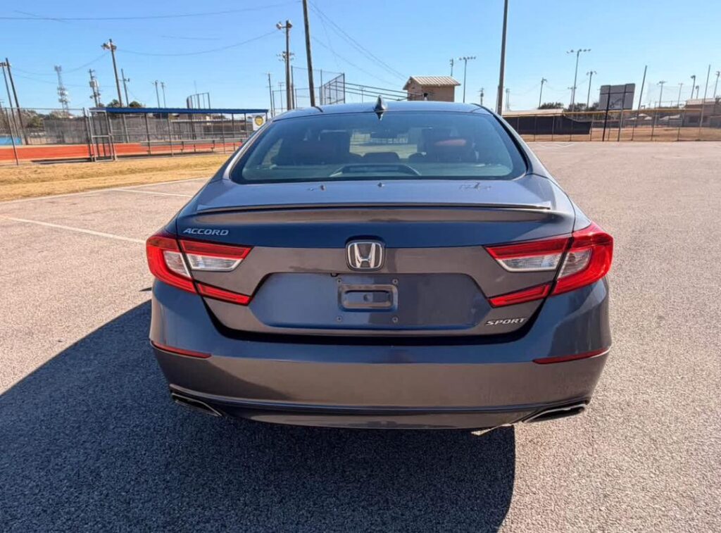 0b228efa-d4d6-49d9-a20c-546f796c709d