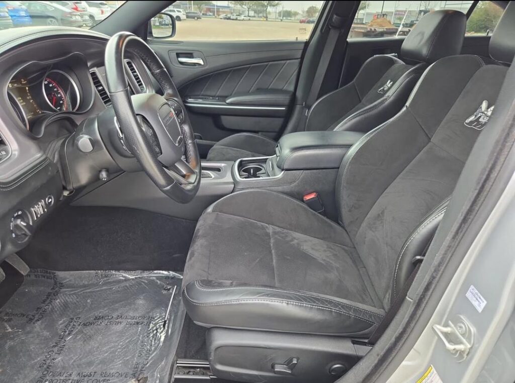 0d8abec4-1c5e-41a4-84c9-34c81ee387ec