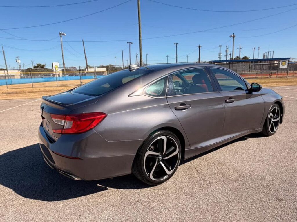 c1732455-aa20-45ad-b04d-e0c930fcc7c2