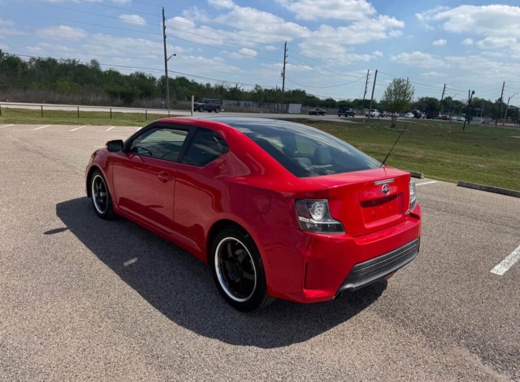 d9f28d7b-3270-4f9e-a3fe-3580732c0d29