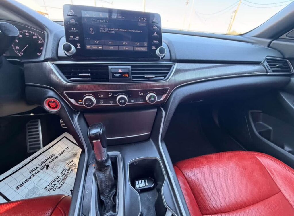 fe6a5b3b-c426-4e8d-aff6-e59a7d6eaf58